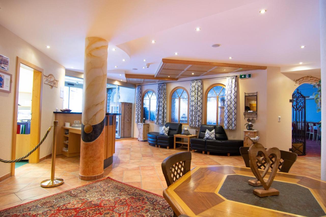 Hotel Garni Alpenhof 이스크글 외부 사진