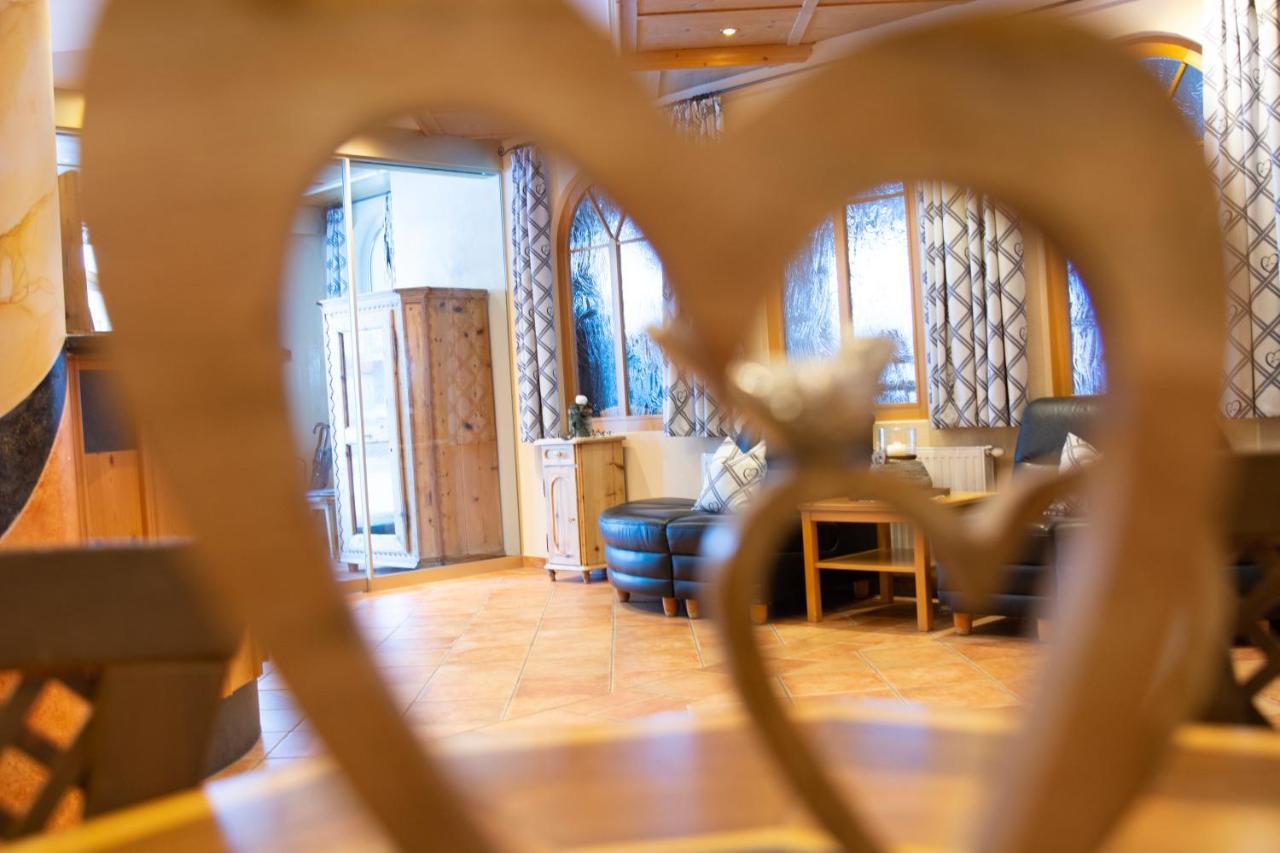 Hotel Garni Alpenhof 이스크글 외부 사진