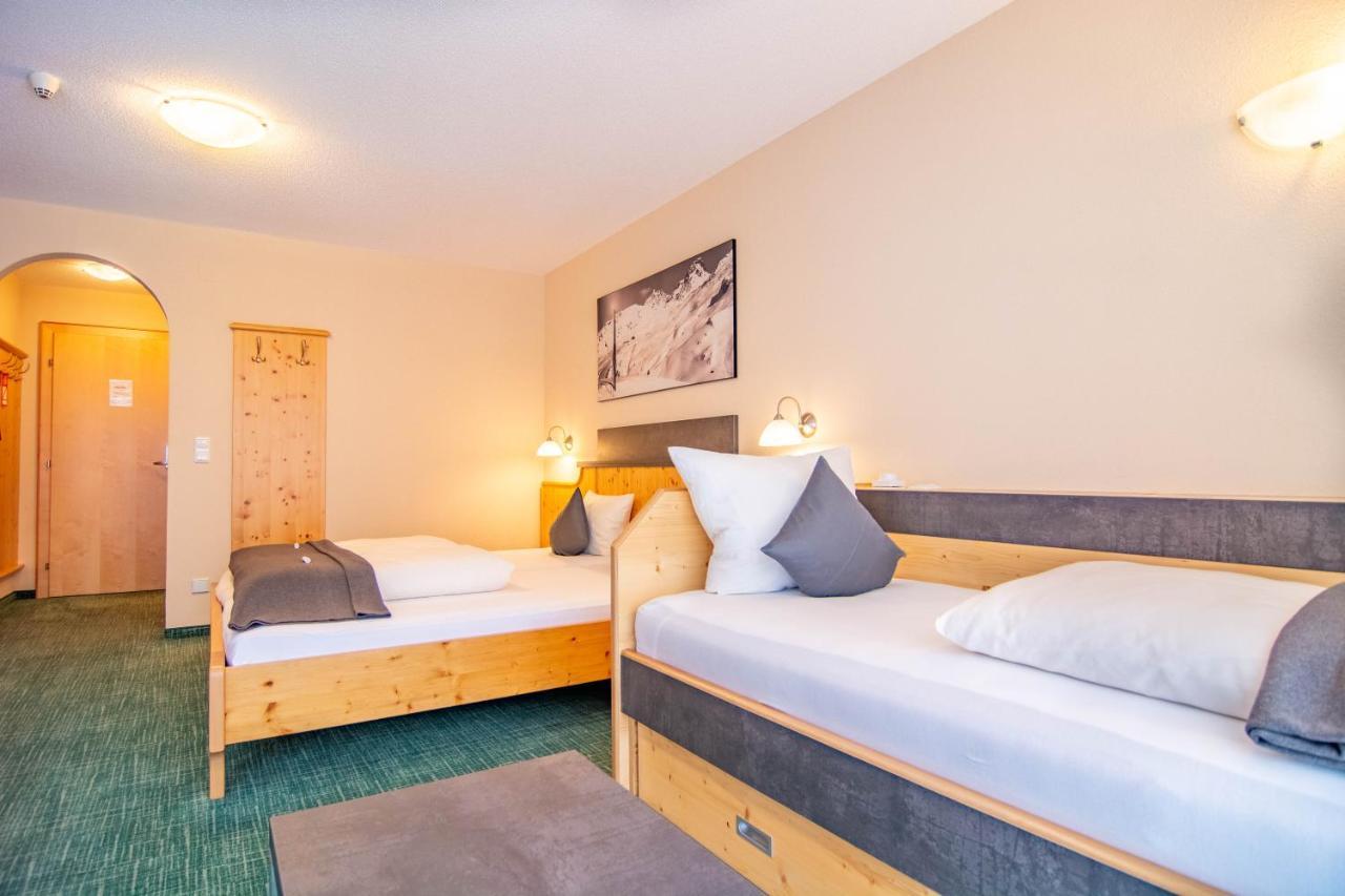Hotel Garni Alpenhof 이스크글 외부 사진