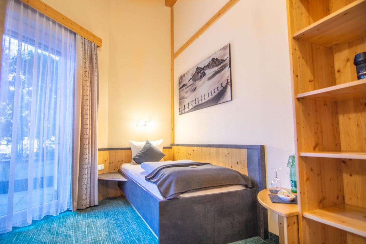 Hotel Garni Alpenhof 이스크글 외부 사진
