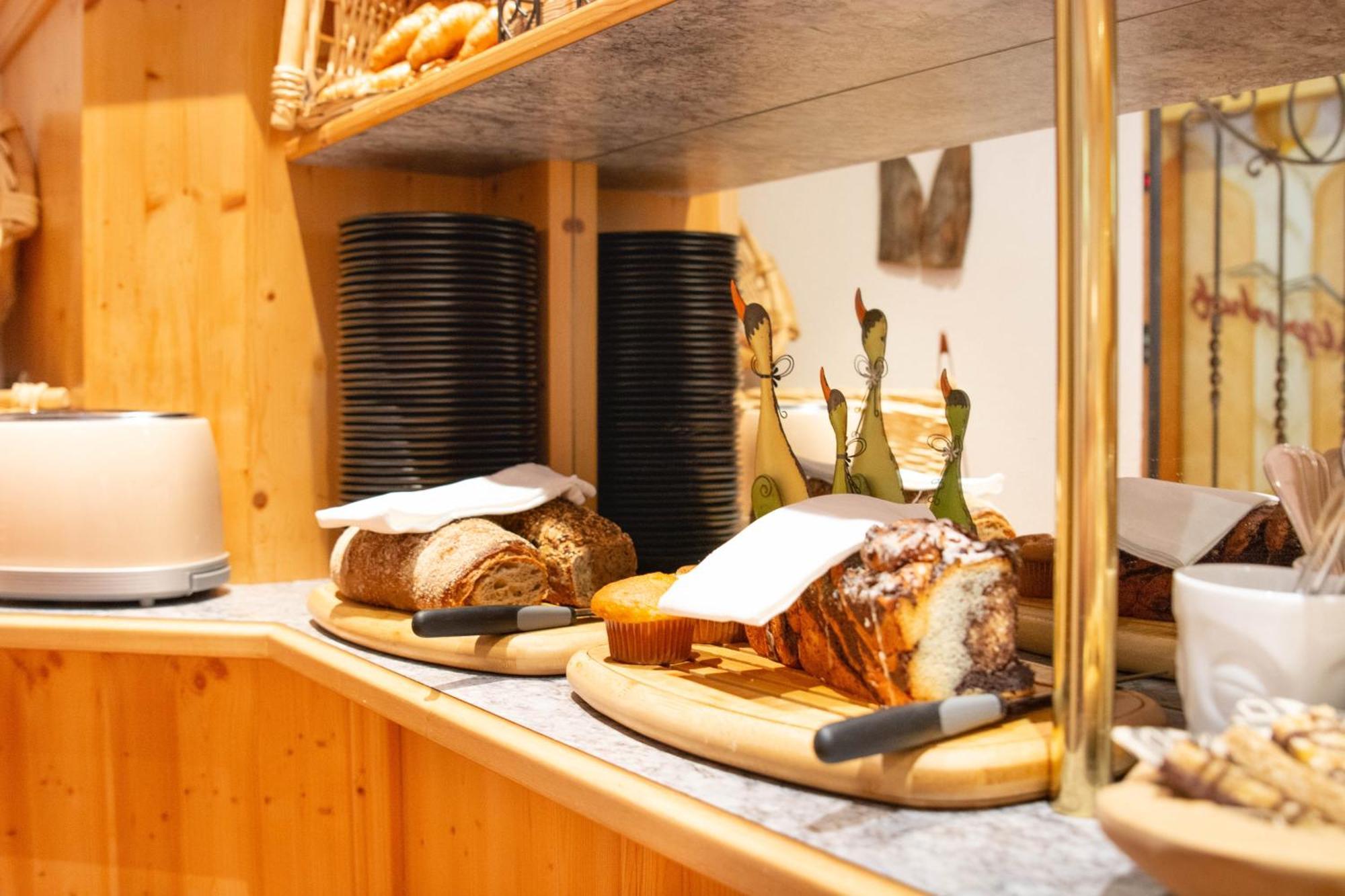 Hotel Garni Alpenhof 이스크글 외부 사진