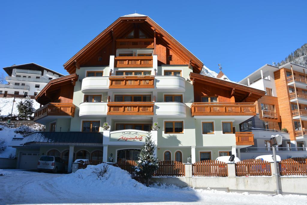 Hotel Garni Alpenhof 이스크글 외부 사진